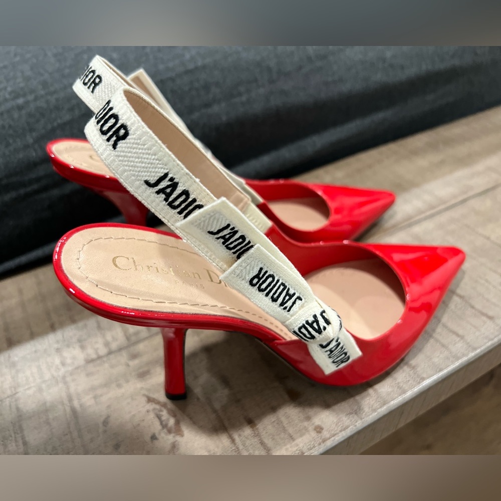 Dior J’adior Sling Back Pumps